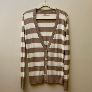 Old Navy Women’s Cardigan. Light Brown & Ivory. Size M